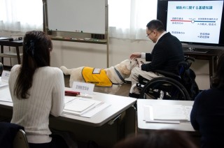 介助犬の作業内容