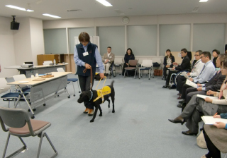 企業・団体等への補助犬受け入れセミナーの開催